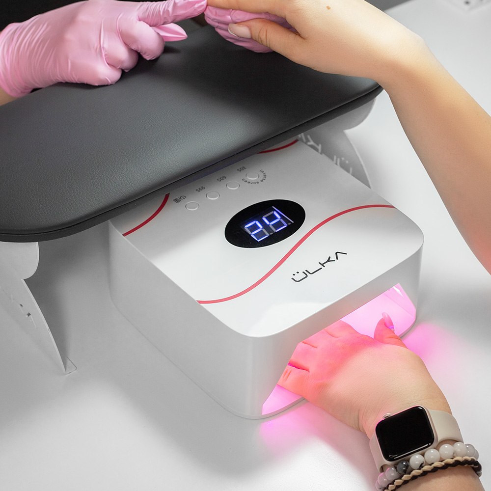 ÜLKA LÜMOS UV/LED Lamp voor Manicure en Pedicure